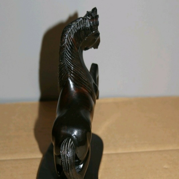 Hand carved wooden figure horse animal figurine - Picture 2 of 8